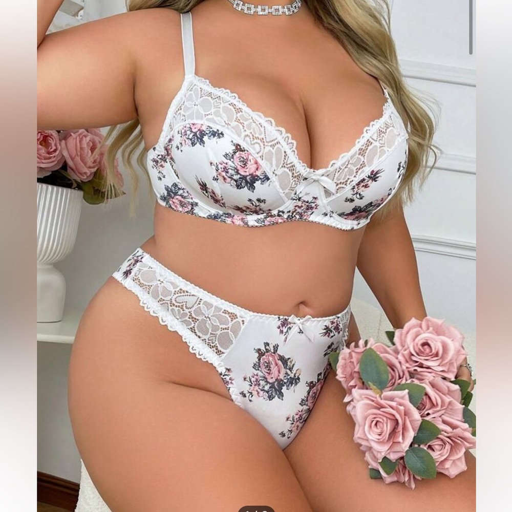 Never worn lingerie set. Cute and comfortable!